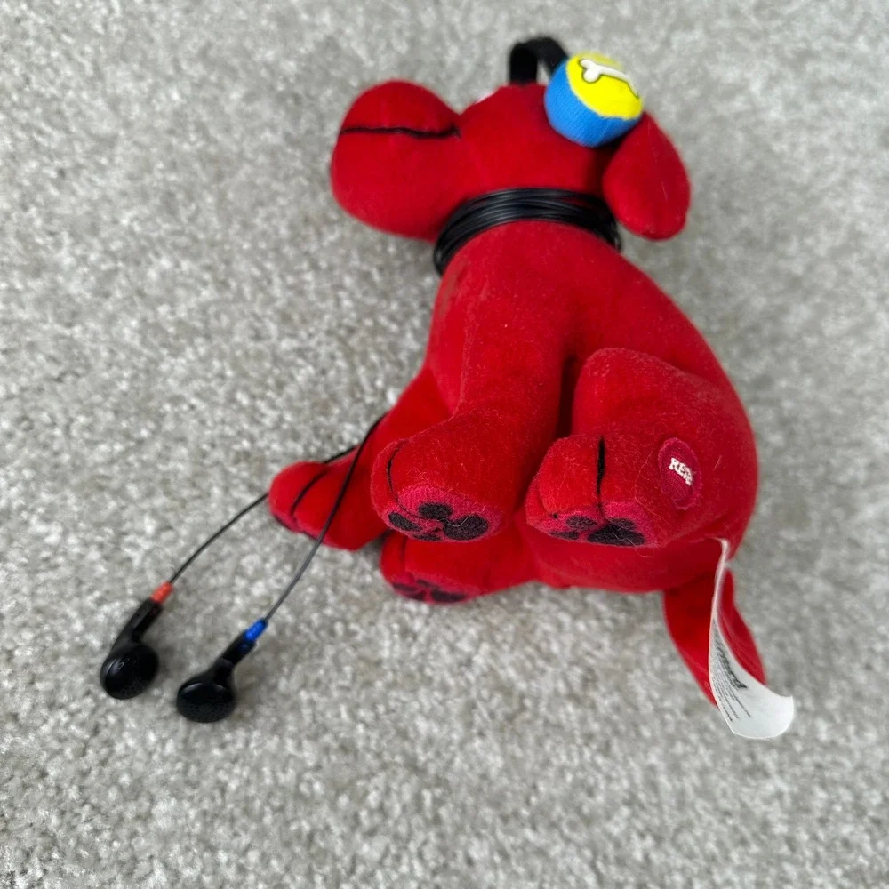 Vintage Clifford The Big Red Dog Plush Toy Island Headphones Earbuds Scholastic